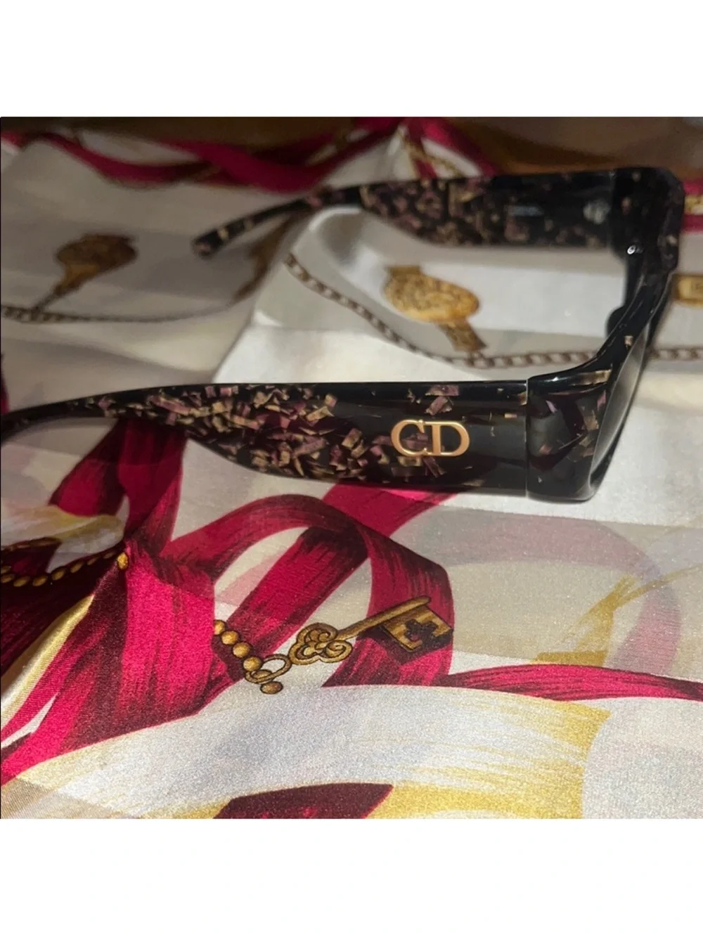 *RARE* DIOR Vintage 1990’s Classic Retro Logo Sunglasses